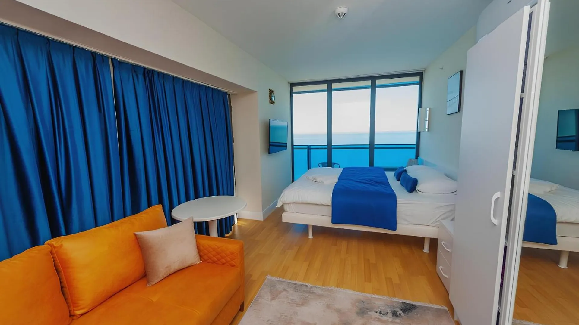 Apartment Balcony Sea Panorama View Batumi Aparthotel